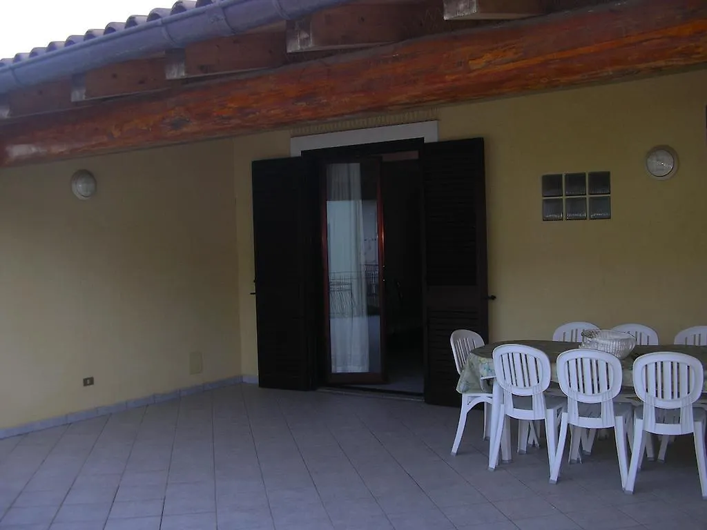 شقة Terrazza Sul Mare جويوزا ماريا